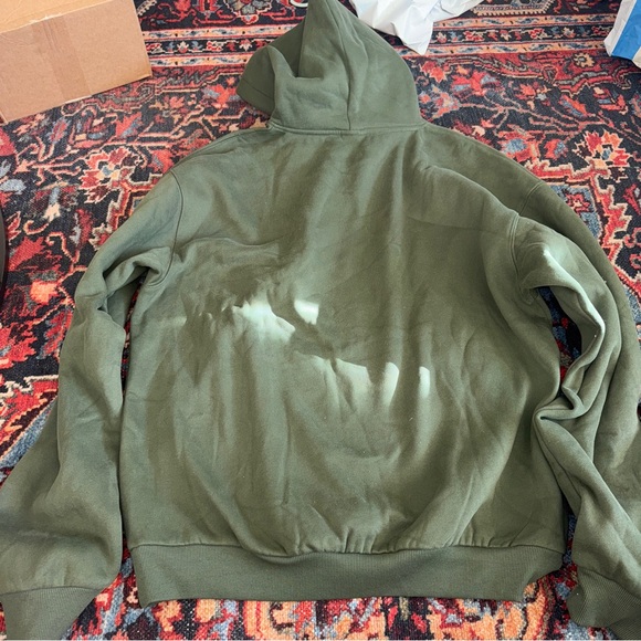 Comfrt green hoodie - Picture 4 of 4